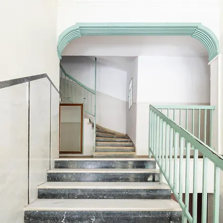 Apartment F & B Collection - Flat For 5